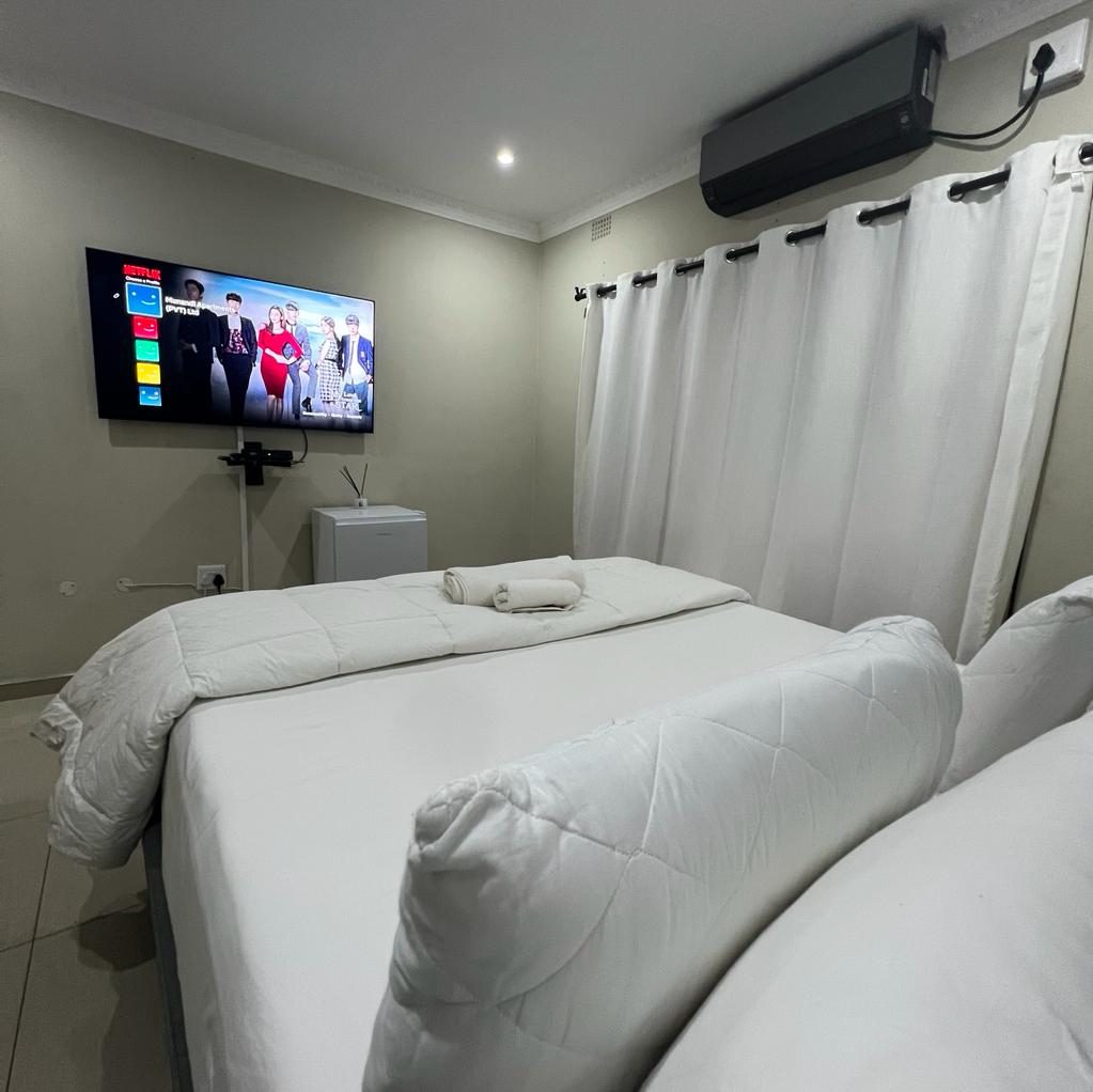 Accommodation in Beitbridge — room with TV