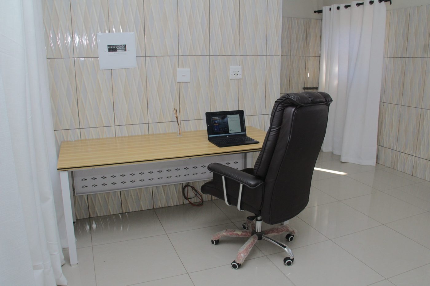 Accommodation in Beitbridge — workspace desk