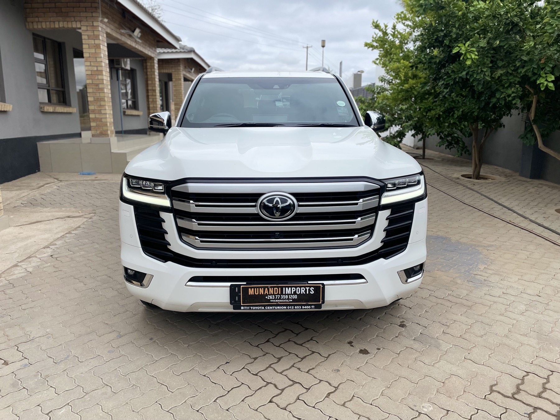 Toyota Land Cruiser prepared for Munandi Capital import delivery