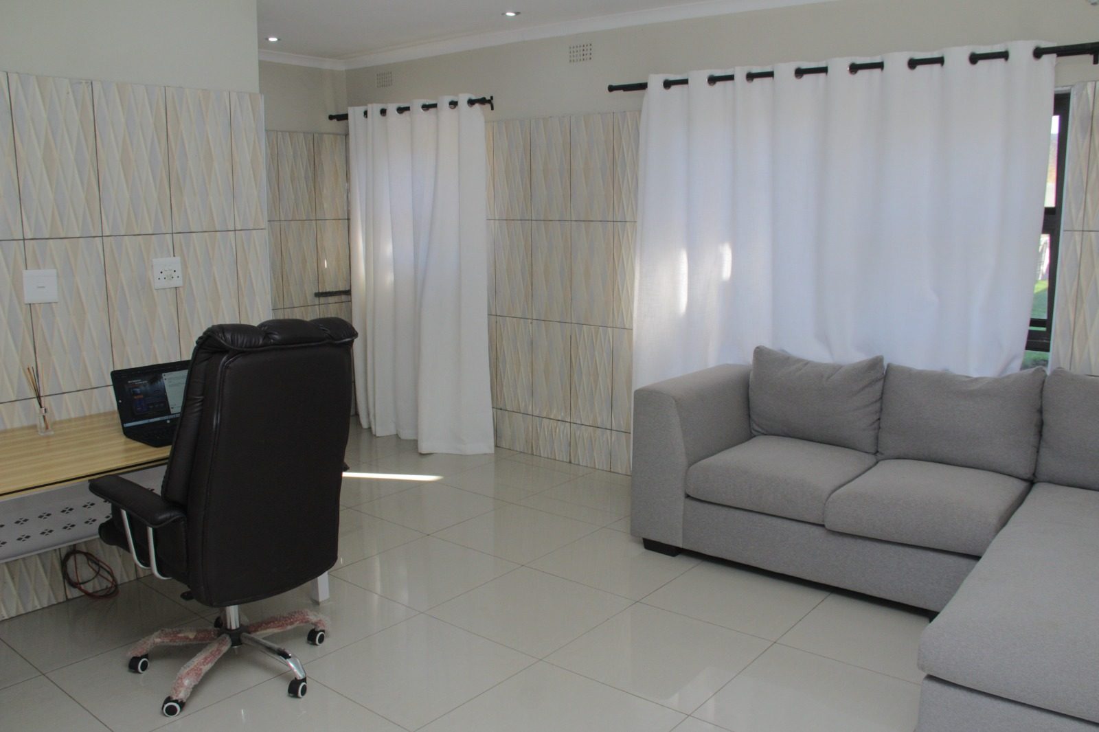 Accommodation in Beitbridge — Munandi Apartments lounge